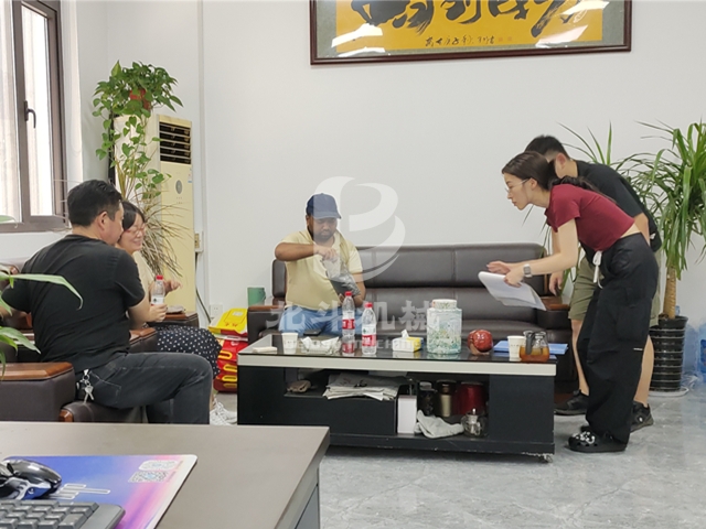 孟加拉国新客户走进草莓视频APP黄机械